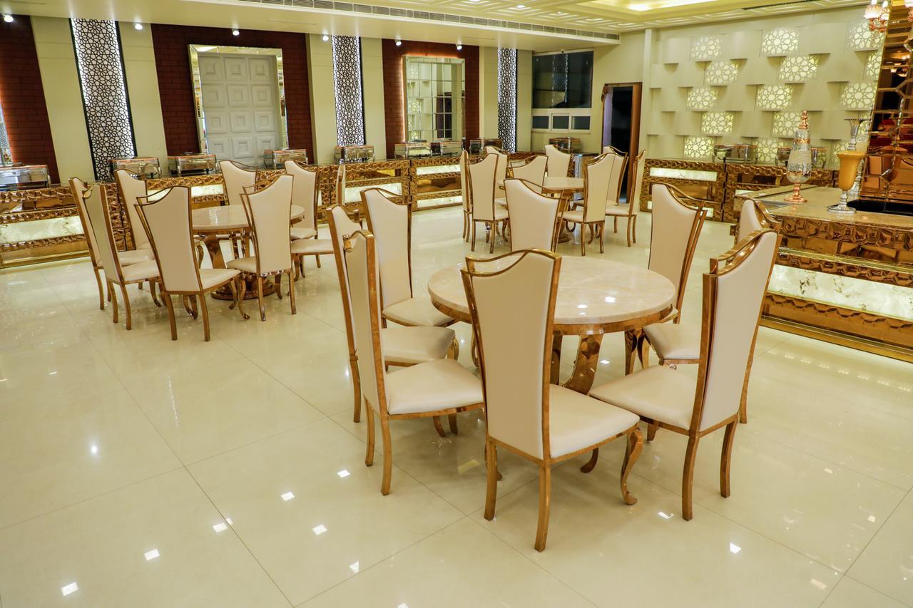 Hotel The Grand Parisian Delhi  Exterior foto