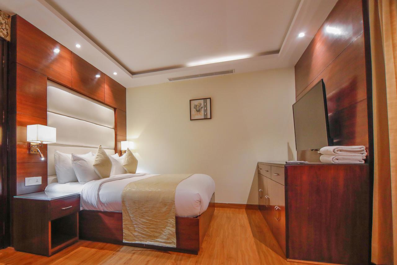 Hotel The Grand Parisian Delhi  Exterior foto